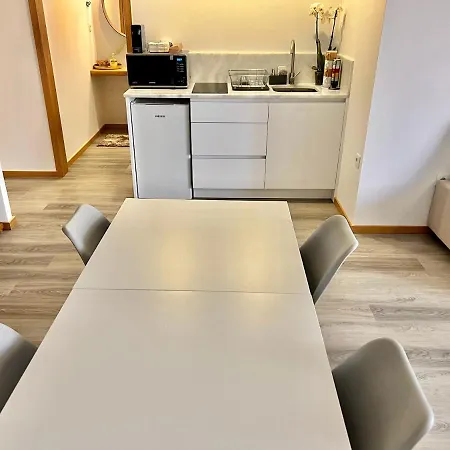 Apartment Charming In *