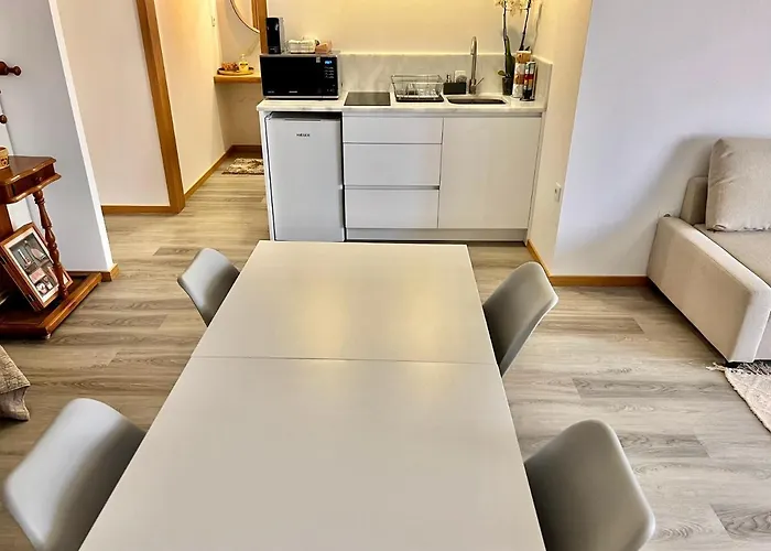 Apartment Charming In *